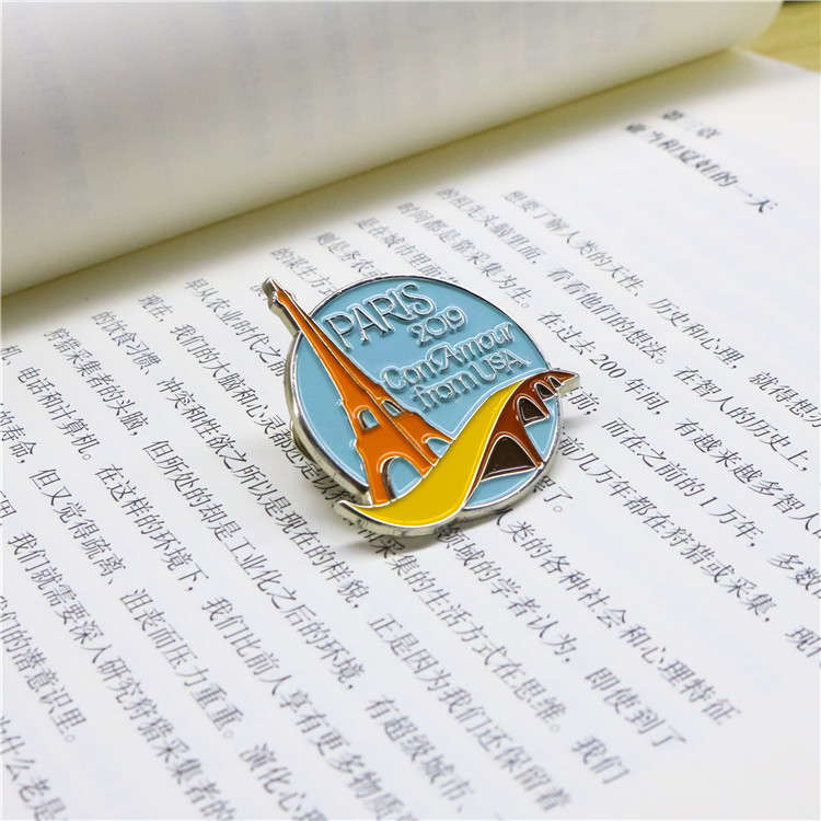 Custom Made Soft Enamel Metal Lapel Pin Pin Badges Collar Pins