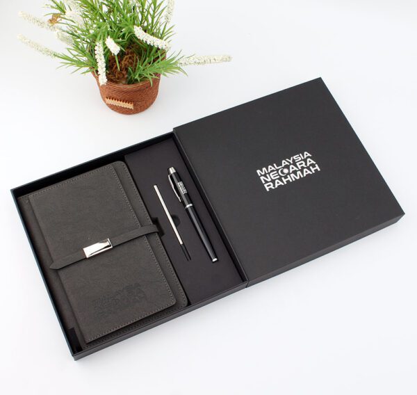 gift set notebook with pen 1