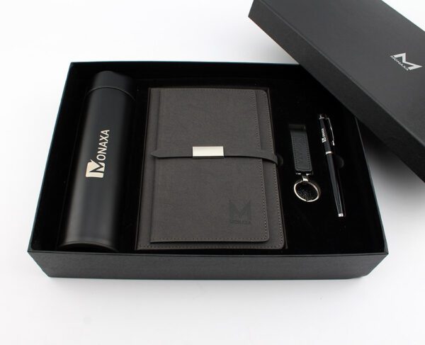 gift set with notebook 1